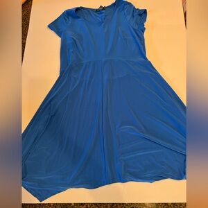 Lauren Plus size 1x blue knit dress, zipper less cap sleeve with variable hem